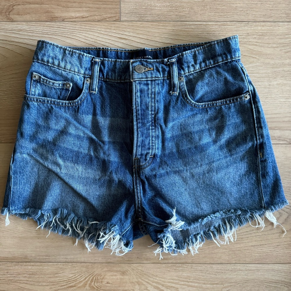 Lucky Brand High Rise Raw Hem Distressed Medium Wash Denim Shorts Size 8